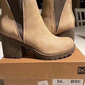 Boots - Dirty Laundry